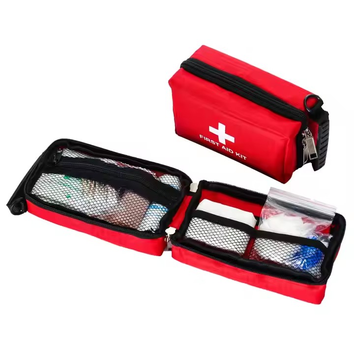Mini kits de premiers soins, Mighty Lifesavers: Assurer la sécurité à chaque voyage