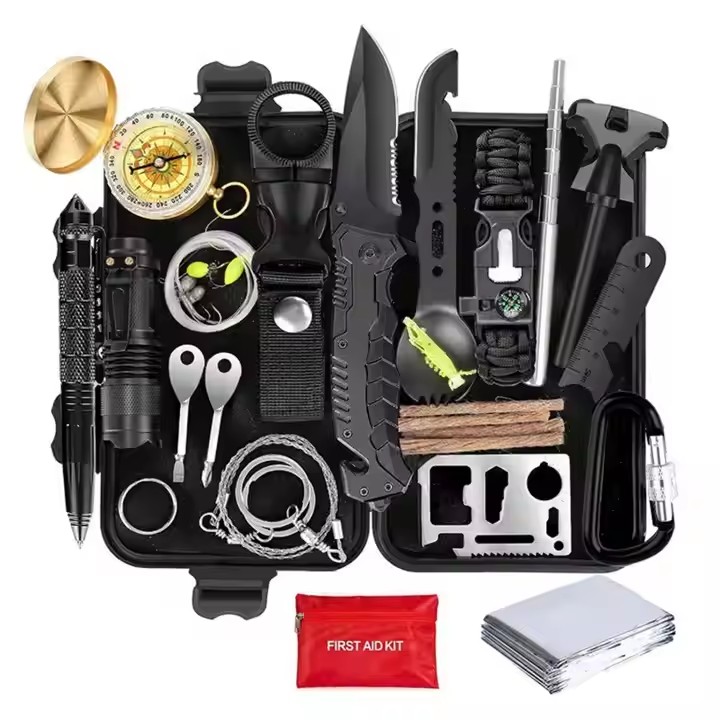 Travel Camping Survival Multifonctional Tool Kit